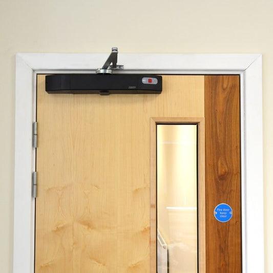 Agrippa Door Closer Black